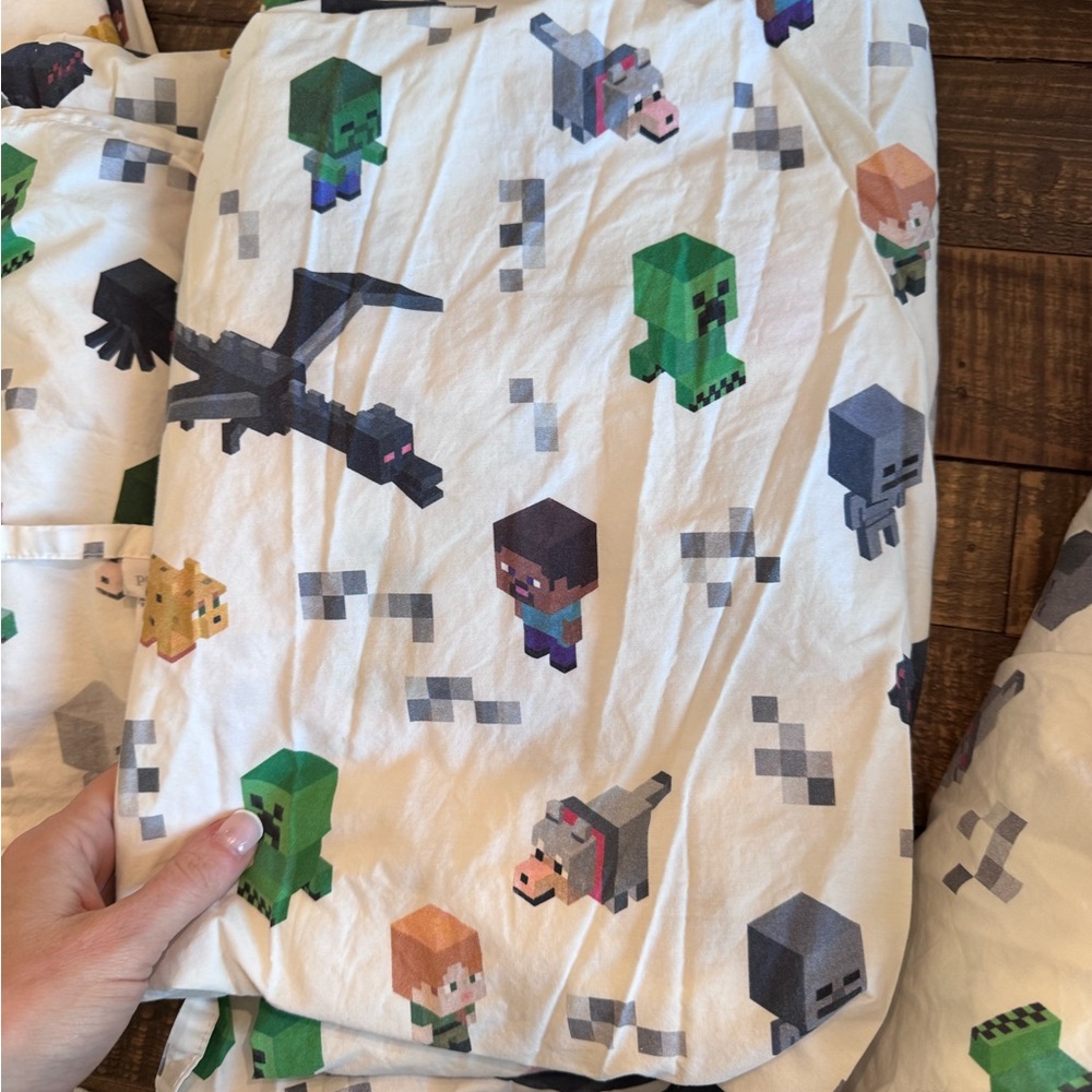 Pottery Barn Kids Minecraft sheet set - full - Picture 2 of 4